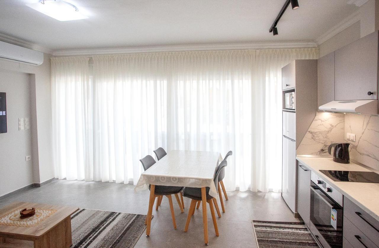 Appartement Natalia Peramos à Néa Péramos Extérieur photo